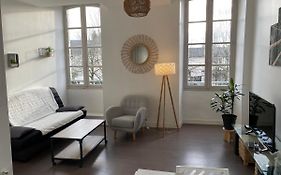 Appartement lumineux centre Pau proche château et gare
